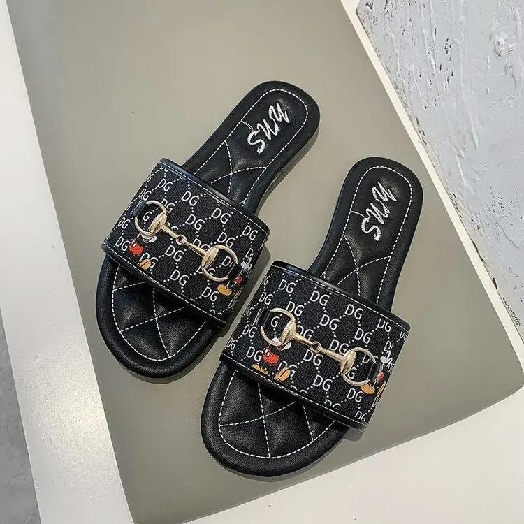 

QIWN 2021 Classic designer Ladies brand Sandals, Rubber Sole, Cotton Embroidered Flip-Flops, Simple Summer Slippers