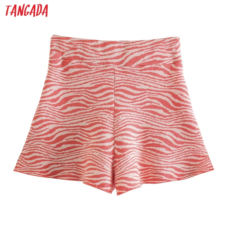 

Tangada Women Elegant Animal Pattern Knit Shorts Strethy Waist Female Retro Casual Shorts Pantalones QD18