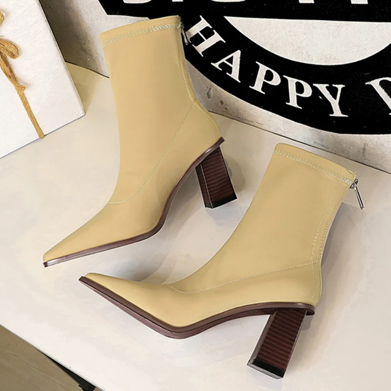 

2022 Winter Fashion Women Pointed Toe Boots 7cm High Heels Silk Short Ankle Booties Lady Low Chunky Heels Botas Fashion Shoes