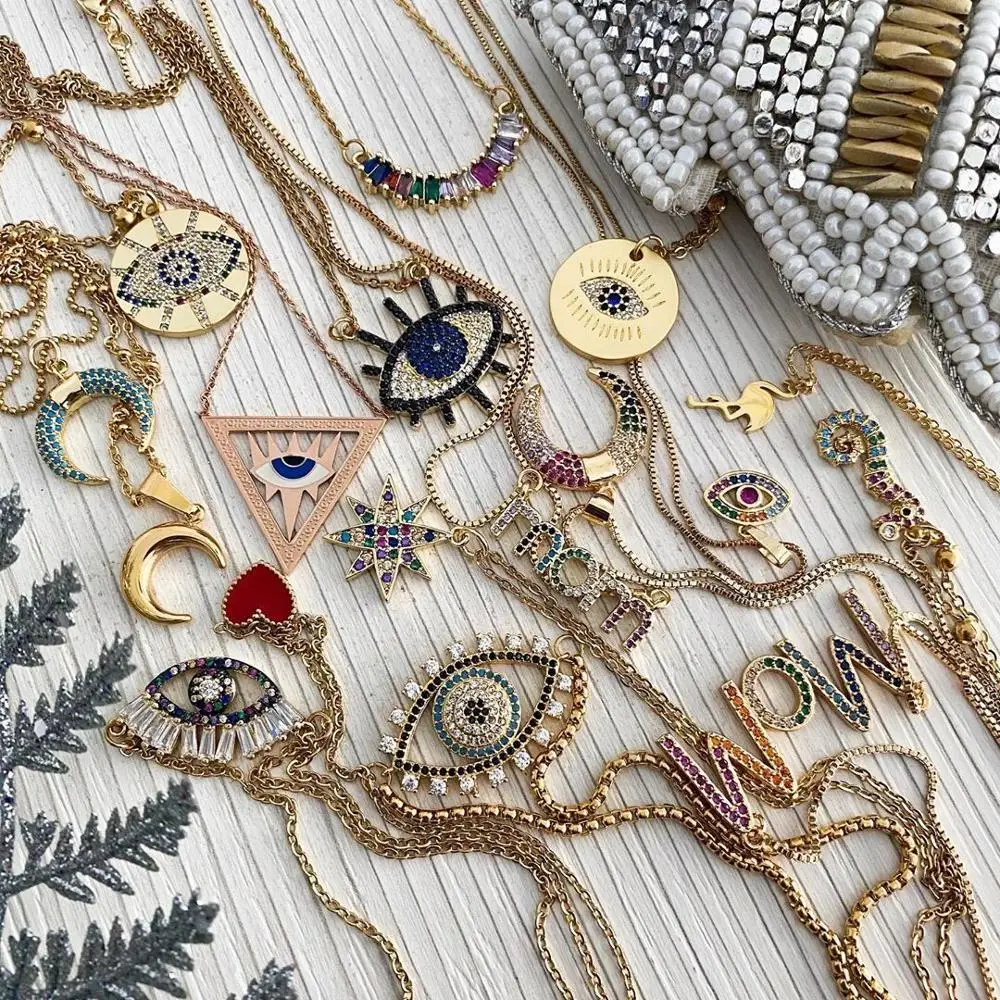 Женское богемное ожерелье с подвеской-бабочкой уникальным кристаллом |