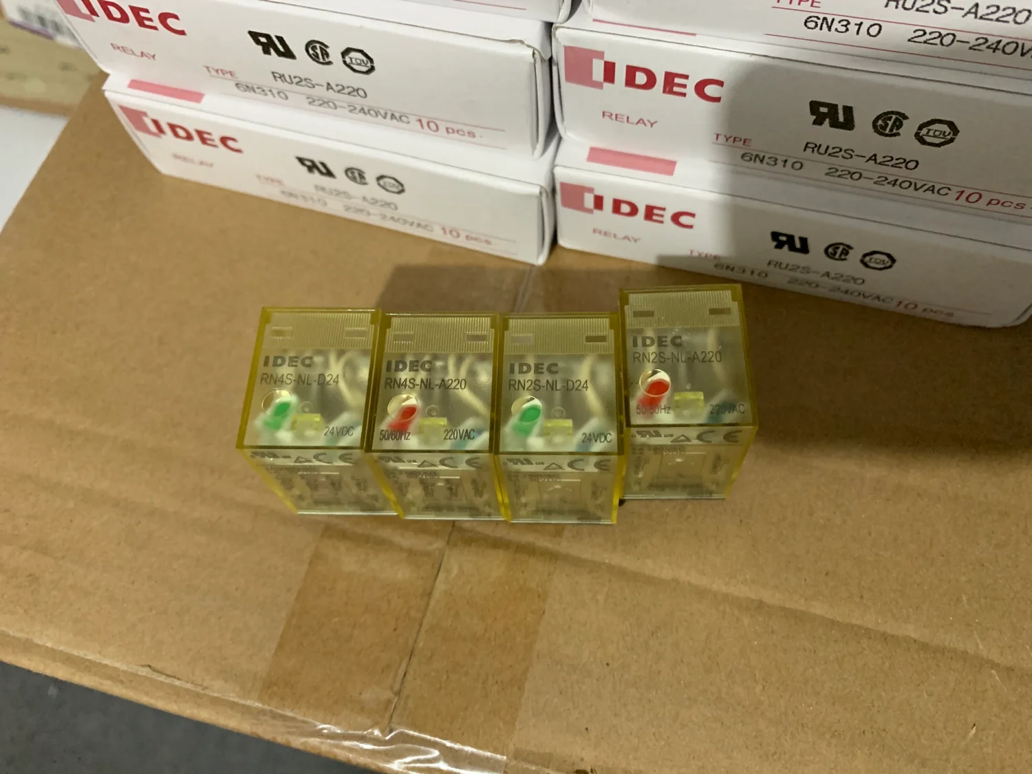 [SA] новое оригинальное реле IDEC Izumi для замены RM2SU RM4SU RN4S RN2S DC24V AC230V -- 10 шт./лот |