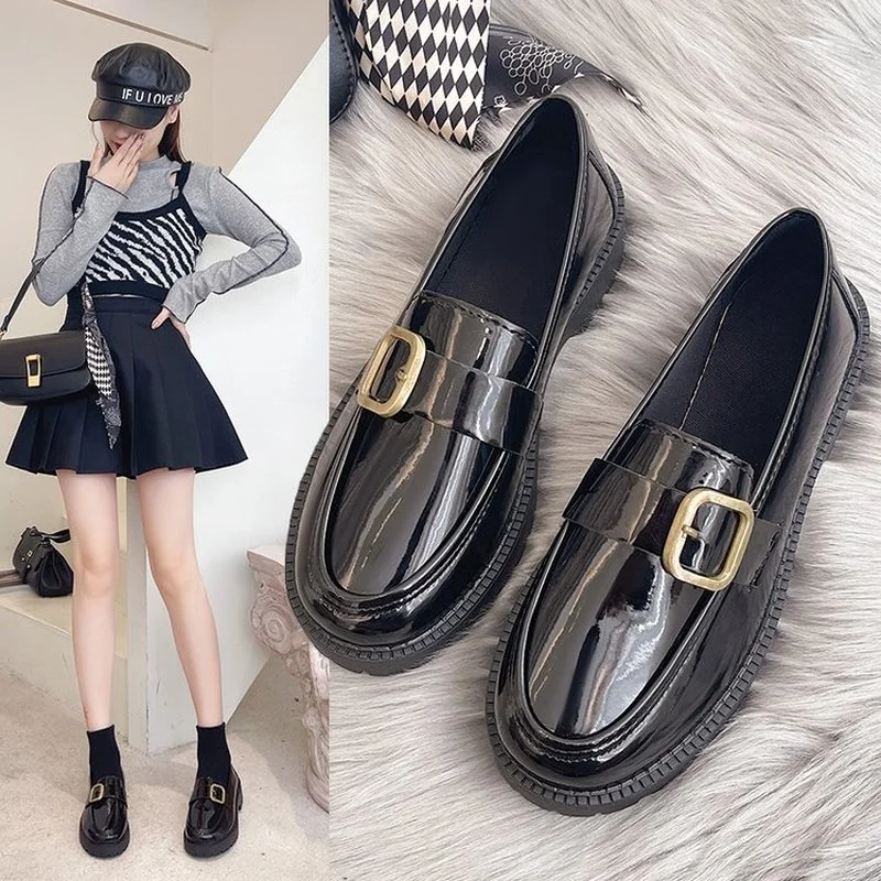 

2022 spring one-step loafers female British style patent leather small leather shoes metal square buckle uniform leather shoes