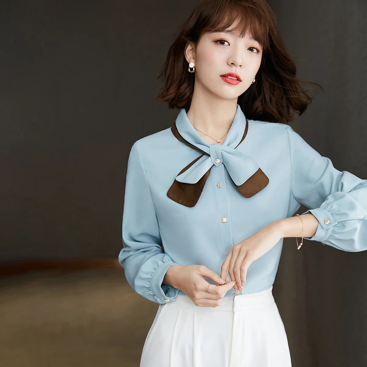 

◆ In Stock ◆ Autumn Temperament Youthful-Looking Slim Fit Shirt Butterfly Bow Tie Chiffon Shirt for Women