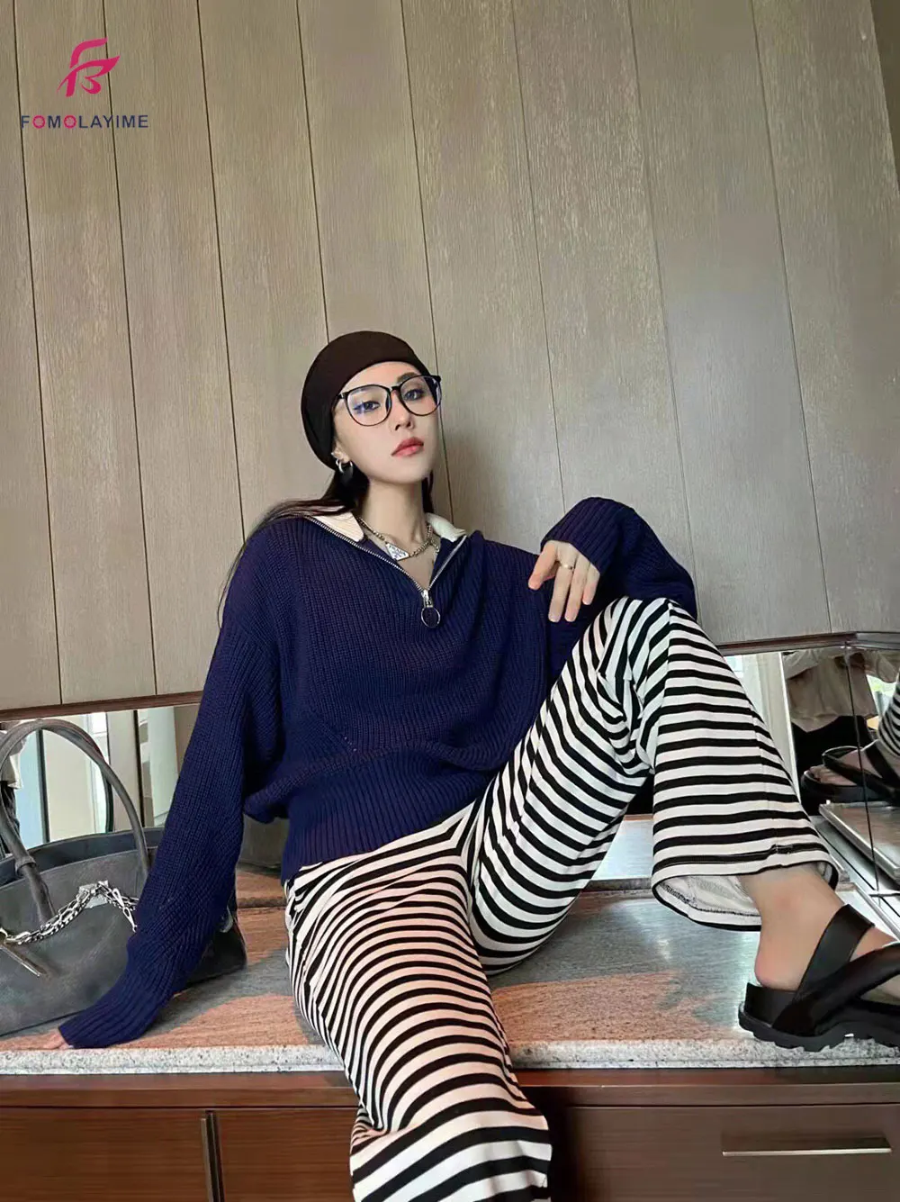 

2021 autumn fashion simple turn down collar zipper pullovers sweaters for women