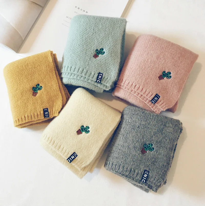 Детский шарф с вышивкой в виде кактуса вязаный для мальчиков и девочек