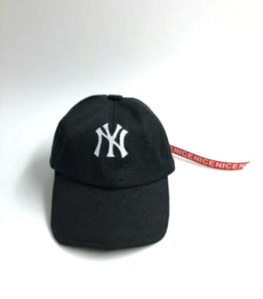 hat Крутая Модная Одежда для куклы Blyth, пальто для туалета/юбка для потока/шапка для Blyth, ob24, azone, pullip кукла 1/6, аксессуары для одежды - Цвет: hat