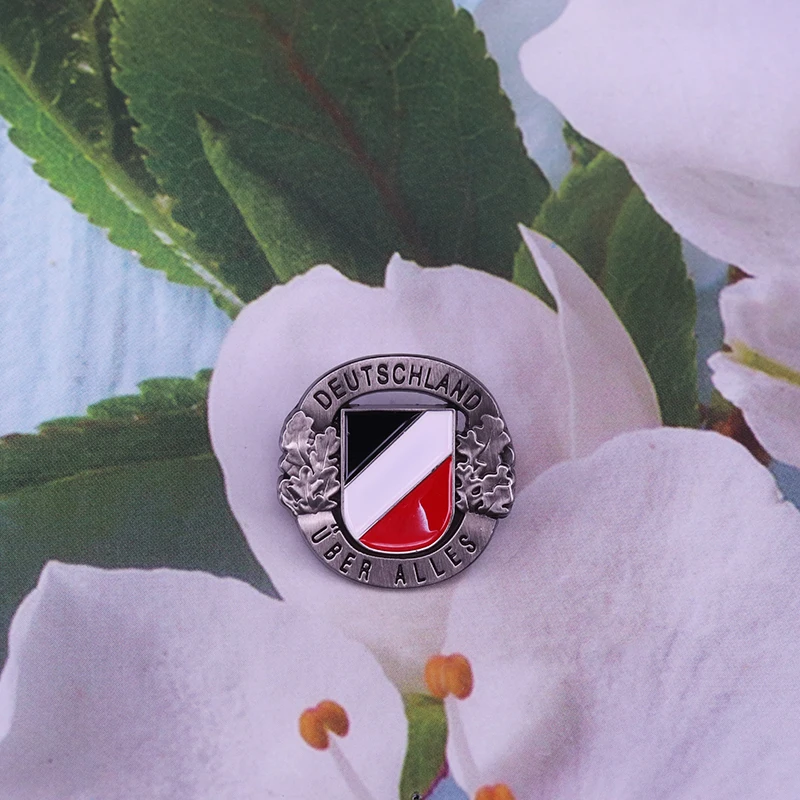 Винтажный черный металлический значок флаг Германии булавка дуб брошка в виде