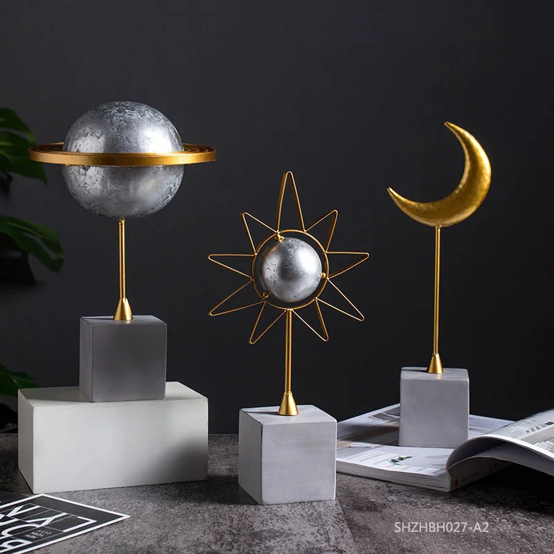 

Modern Luxury Figurines Nordic Abstract Creative Personality Living Room Ornaments Geometric Decoracao Casa Home Decor QAB50XB