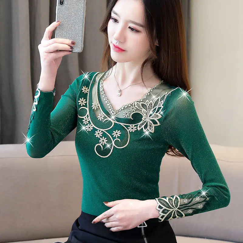 

Blouse Lace Shirt Long Sleeve Women Nice Autumn Winter New Big Size Lady Warm Velvet Thick Blouses Fashion Floral Shirts Tops