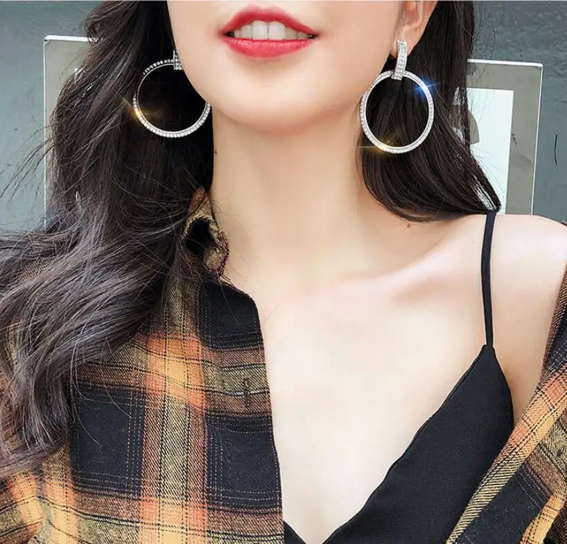 

Flash Rhinestone Circle Earring Exaggerated Simple Wild Long Earrings Net Red Earrings Female Crystal Earrings Jewelry Oorbellen