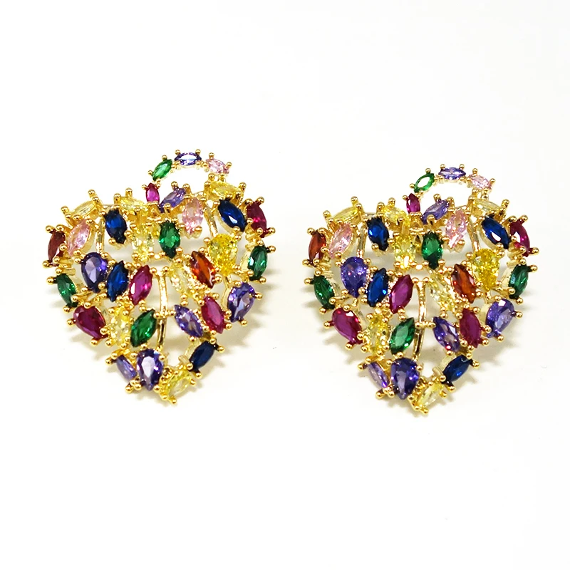 

Luxury Fashion Heart-shaped Zirconia Stud Earring For Women Wedding Brincos boucle d'oreille 2021 Trendy Bohemia Jewelry HOT