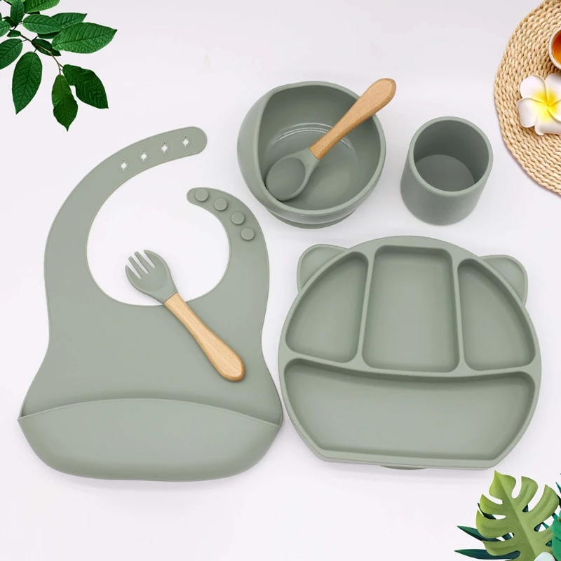 

6Pcs Baby Tableware Set Silicone Suction Plates Spoon Fork Bowl Saliva Bibs Cup Practical Baby Dishes