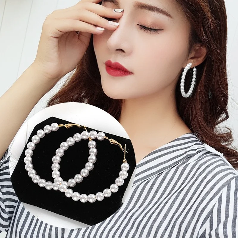 

2021 Fashion Hoop Earrings with Rhinestone Circle Earrings Simple Earrings Big Circle Gold Color Loop Earrings for Women