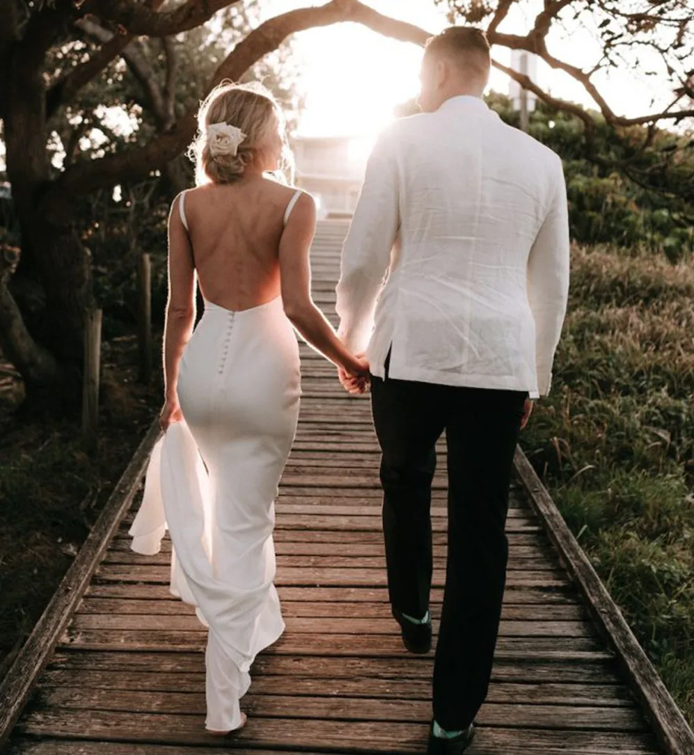 

Simple Elegant Mermaid Backless Wedding Dress Deep V Neck Bridal Gowns Boho Beach Vestido De Mariage