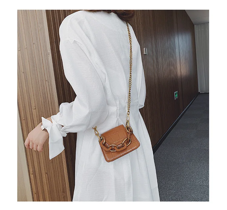 Fashion Mini Saddle Women Shoulder Bags Designer Brand Acrylic Chain Handbags Luxury Pu Leather Female Crossbody Bag Small Purse