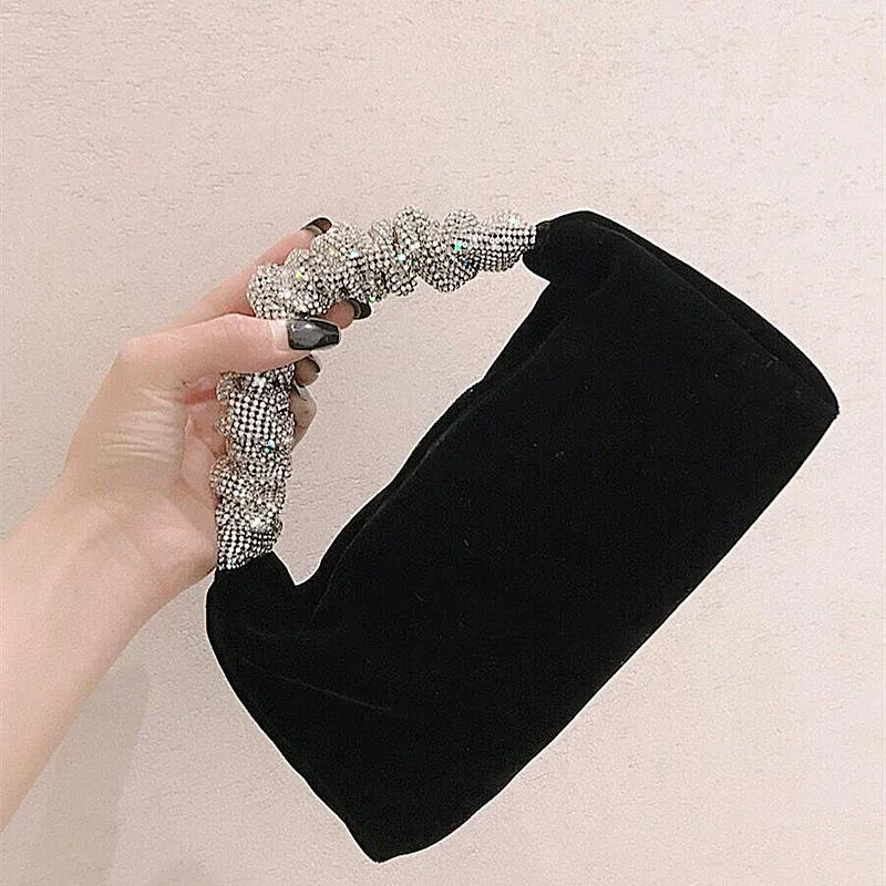 

Evening Party Bag Velvet Rhinestone Handbag Celebrity with Flash Diamond Dinner Bags Black Studded Banquet Bag wristlets