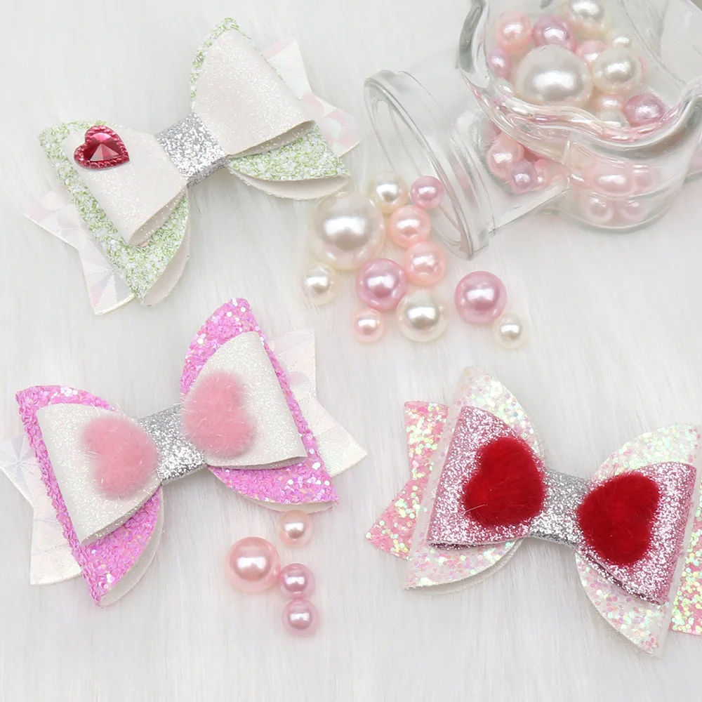 

NEW Valentine's Day 3inch Glitter Hair Bows for Girls Felt Heart Bow Barrettes Hair Clips for Kids Party Hair Accessories