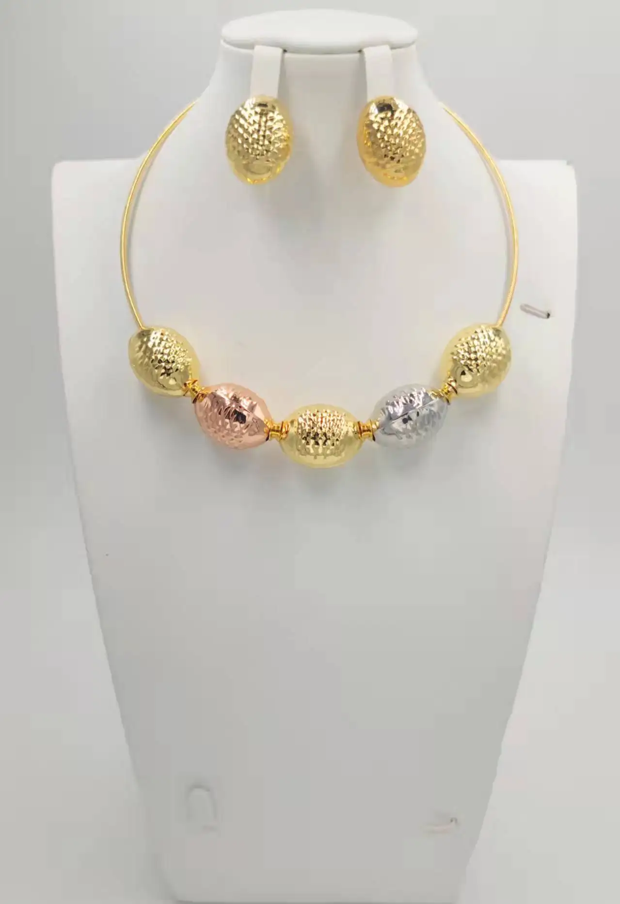 

High Quality Dubai Tri-color Gold Jewelry Set Earrings Jewelry For Women's African Bead Jewlery Fashion Necklace Set