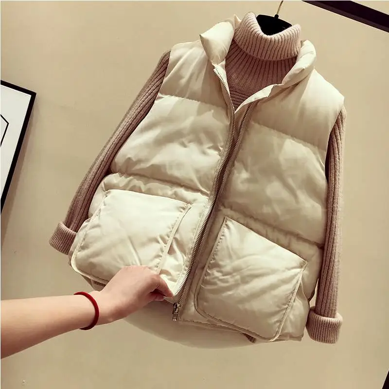 Женский короткий жилет с капюшоном и хлопковой подкладкой без рукавов | Женская