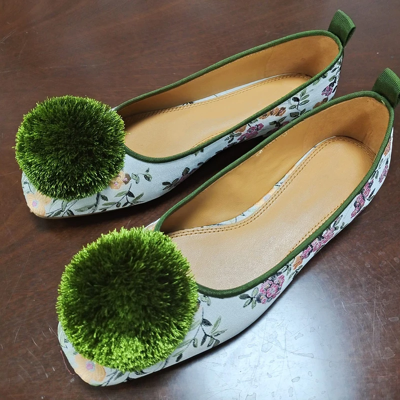 

Winter Women Shoes Green Hairball Casual Flats Nice Flowers Print Chaussure Femme New Designer Cozy Slip-on Zapatos Mujer Street