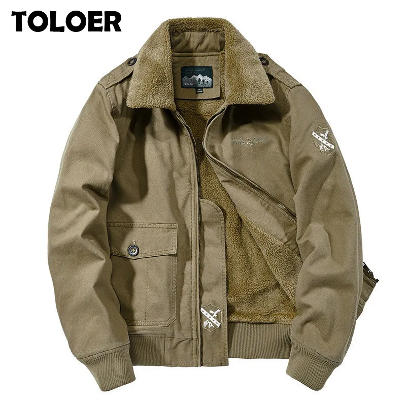 

Coats & Jackets