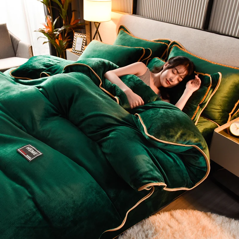 

Four Piece Flannel Warm Winter Double Flannel Quilt Cover Bed Linen