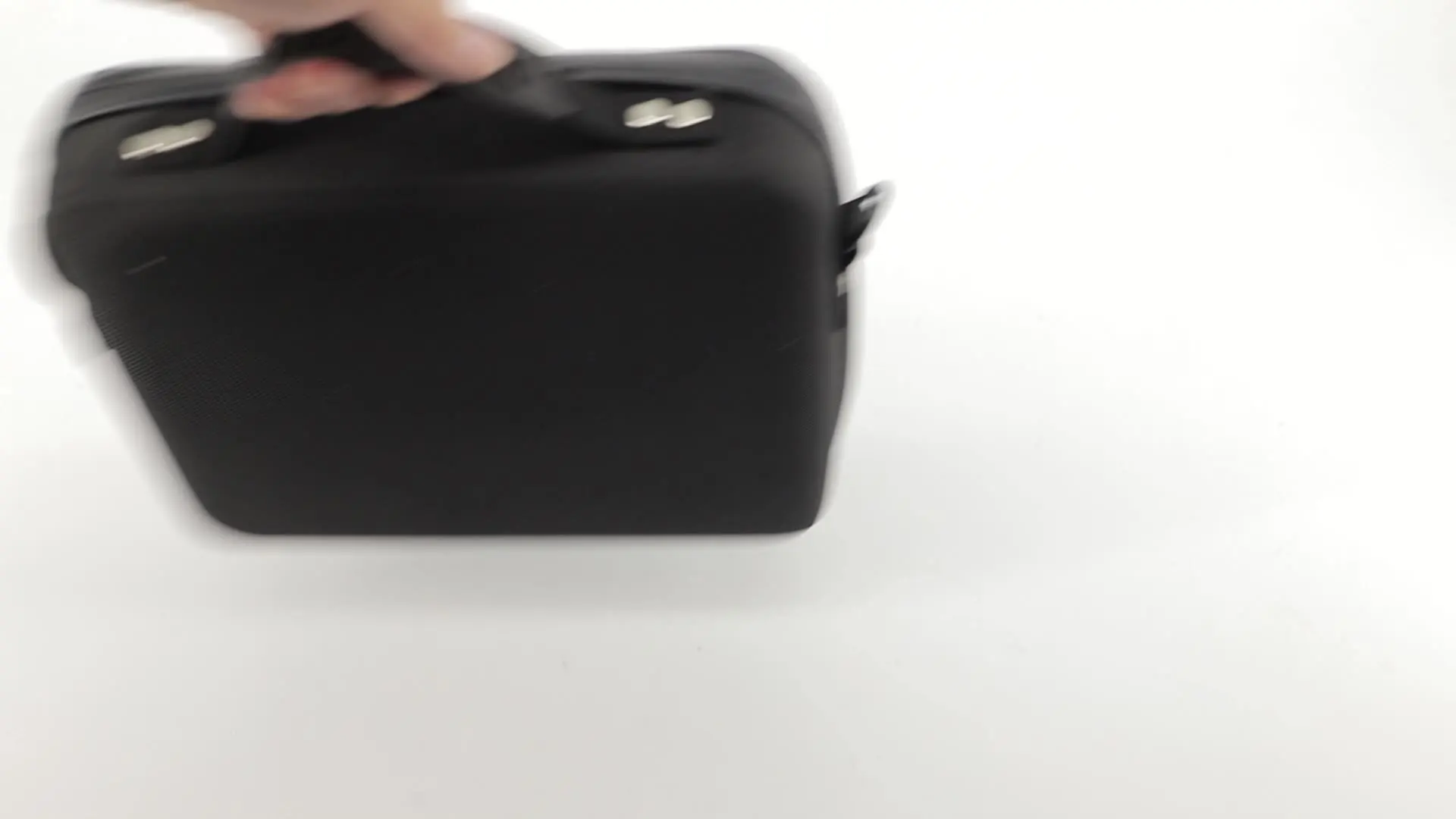 

Суперкороткий проектор с коэффициентом покрытия 0,39 обеспечивает четкое изображение в любых нормальных условиях проектор 2500 люмен 3D 4K WXGA