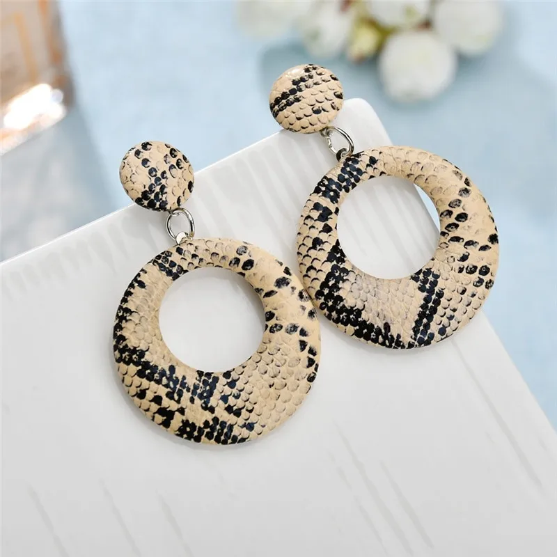 

Exaggerated Personality Snakeskin Leopard Print Round Dangle Earrings Fashion Creative PU Leather Ear Jewelry