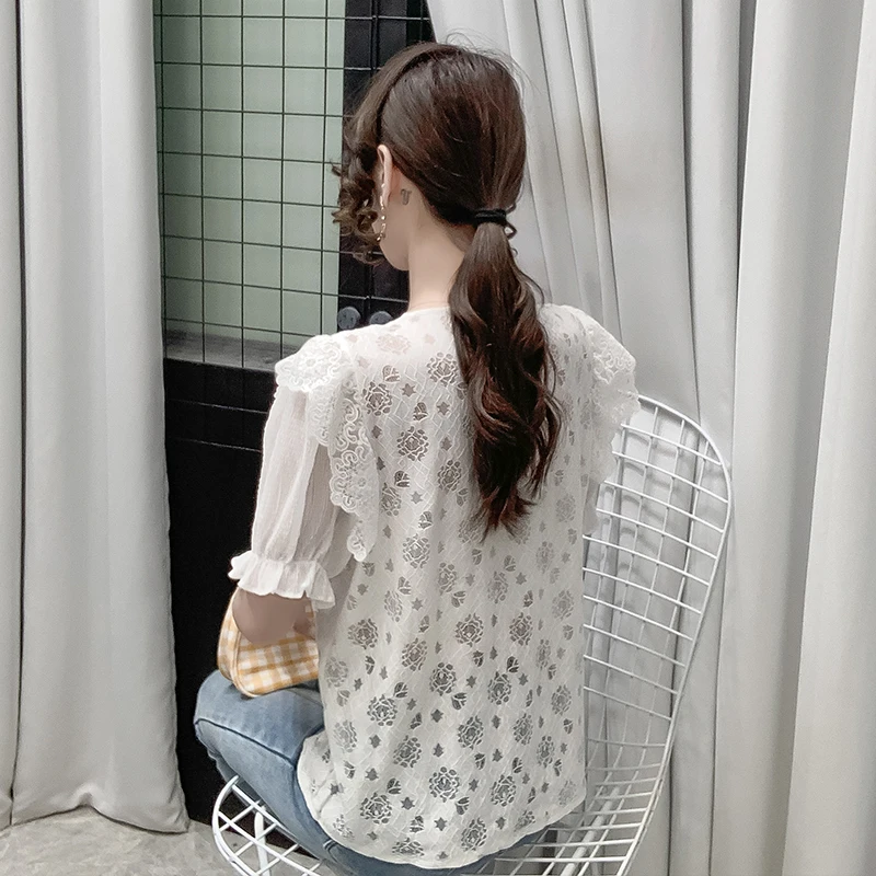 

COIGARSAM Short Sleeve Shirt korean Womens tops New Summer Lace Chiffon Women shirts White 5126