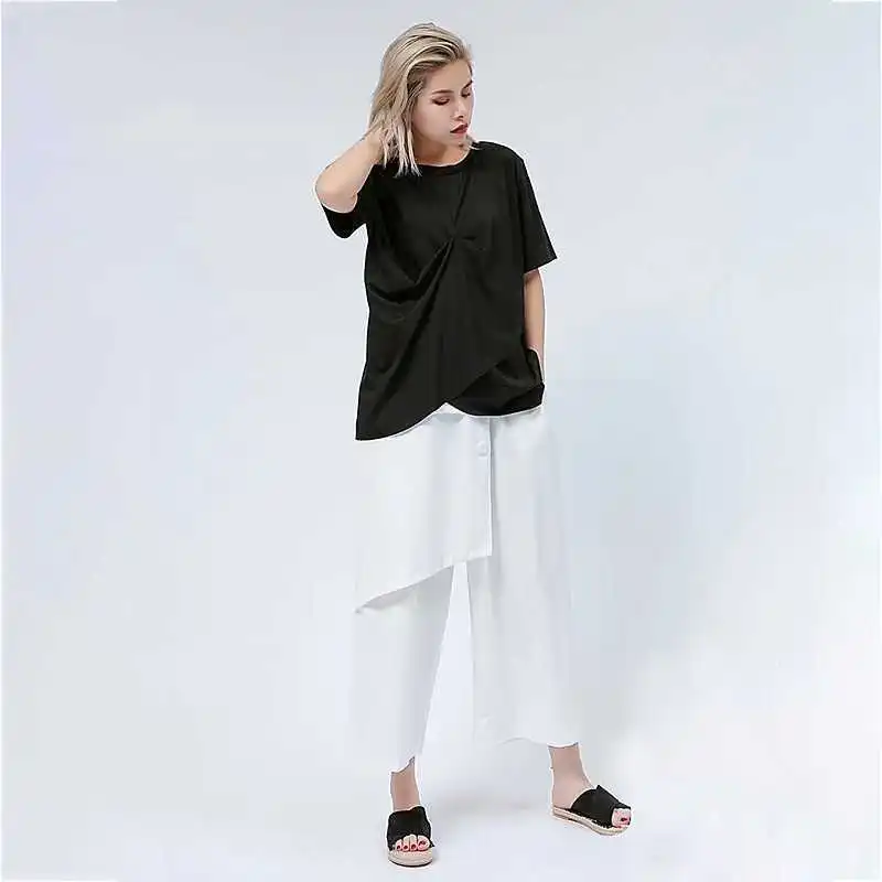 Женский комплект из двух предметов футболка с круглым вырезом и коротким рукавом