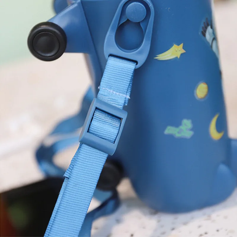 Детский пластиковый стаканчик с трубочкой детский сад игрушечные студенты