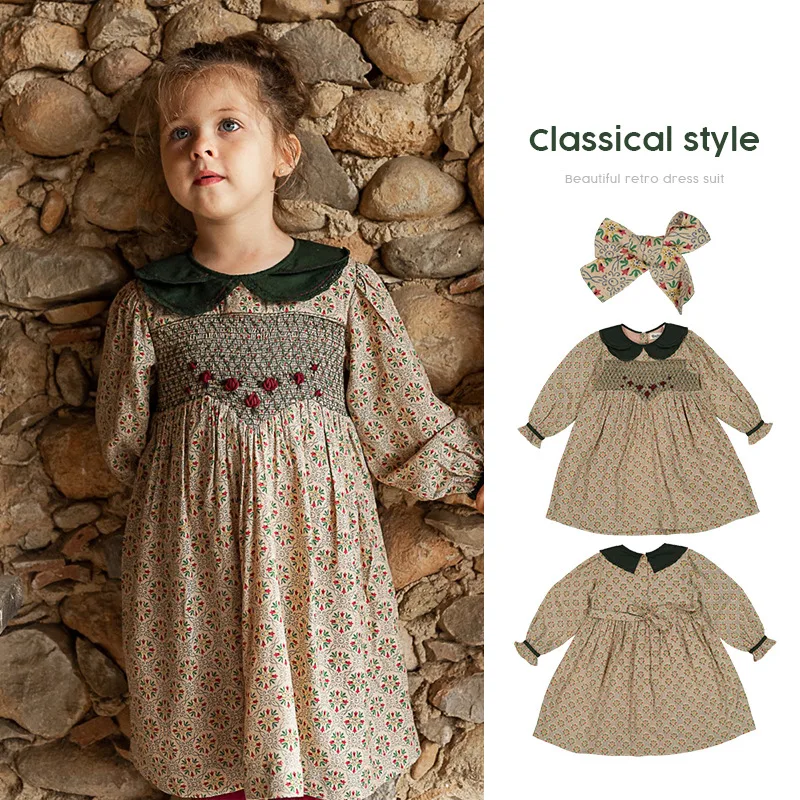 

2022 Autumn Children Print Smocked Dress Teen Kids Floral Embroidery Hand Made Dresses Long Sleeve Cotton Spanish Princess Frock