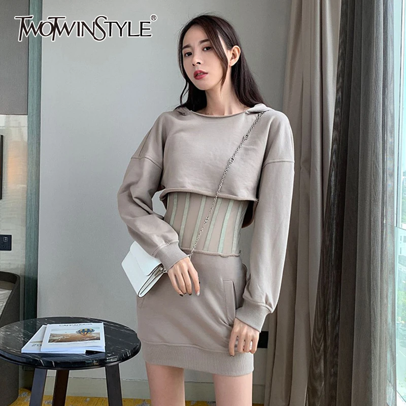 TWOTWINSTYLE корейский стиль лоскутные платья для женщин с капюшоном фонарь длинный