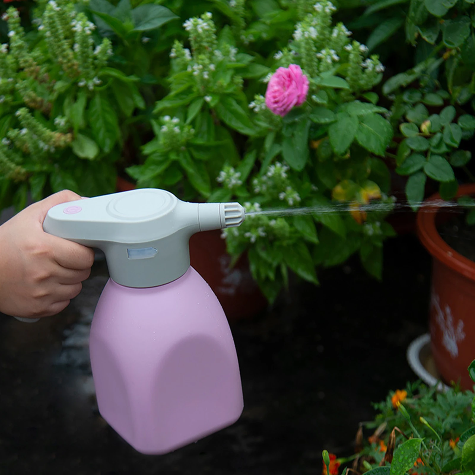 

1.5L Electric Garden Sprayer Electric Plant Mister Spray Bottle for House Flower Indoor Handheld Watering Can Spritzer