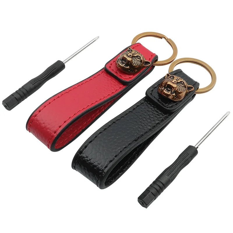 

2021 New Luxury Leather Key Chain Square Tigher Head Leather Circle Buckle Keychains Auto Car Waist Key Chain Key Holder
