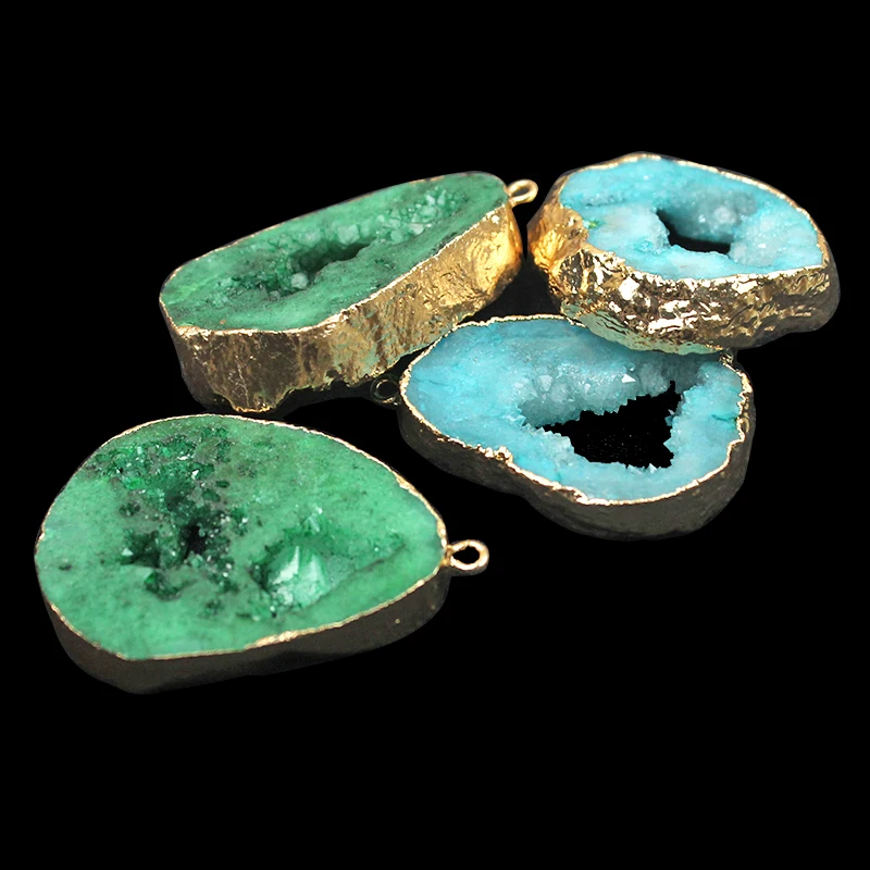 Кулон из натурального камня агата неправильной формы кристалл изысканный