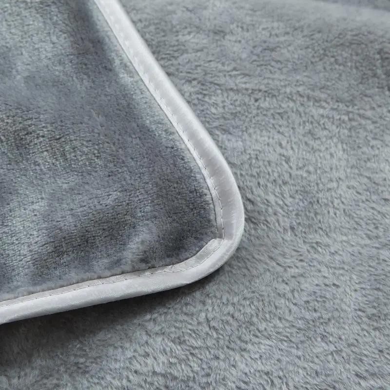 

35 100% Polyester Solid Color Thick Plush Blanket Throws Flannel Soft Warm Fleece Blankets For Plane/Sofa/Bedding