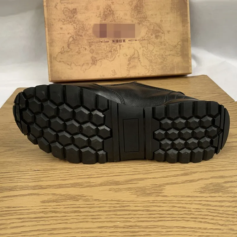 Брендовые мужские кроссовки из натуральной воловьей кожи на плоской подошве