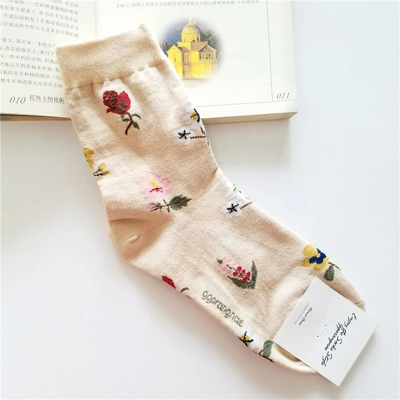 

Sweet Rose Flower Socks Women Retro Korean Women's Socks College Style Flower Ins Socks Japanese Trendy Tube Designer Socks