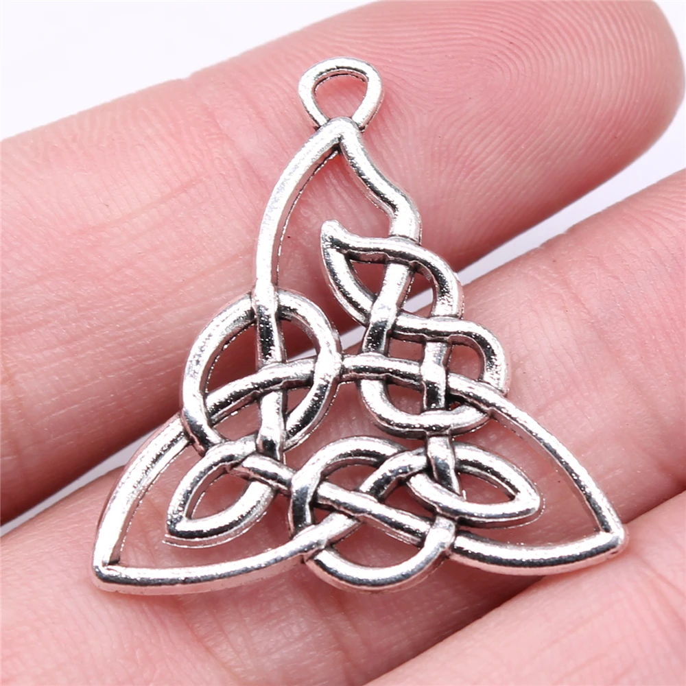 

WYSIWYG 5pcs Charms 31x30mm Celtic Knot Charms Antique Silver Color Pendant For Jewelry Making DIY Jewelry Findings