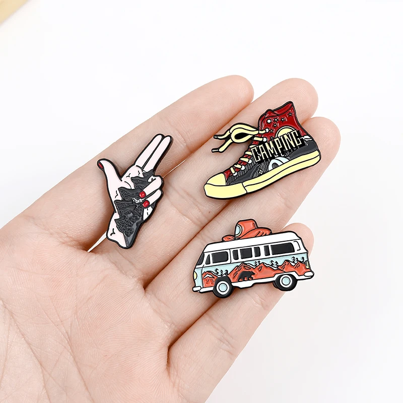 

2021 Star Moon Shoes Hands Exploring Nature Enamel Pins Adventure Mountain Forest Torch Compass Bus Special Desig Brooch Badge