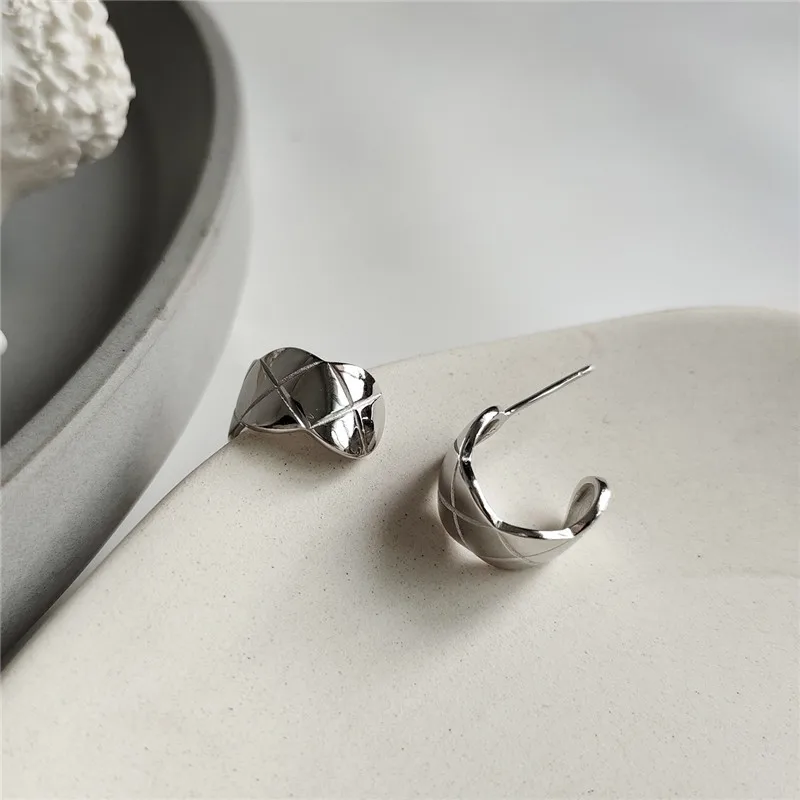 

POFUNUO Real 925 Sterling Silver Women Minimalist X Shape Stud Earrings Girls Fashion Nordic Style Cool Cold Wind Niche Earrings