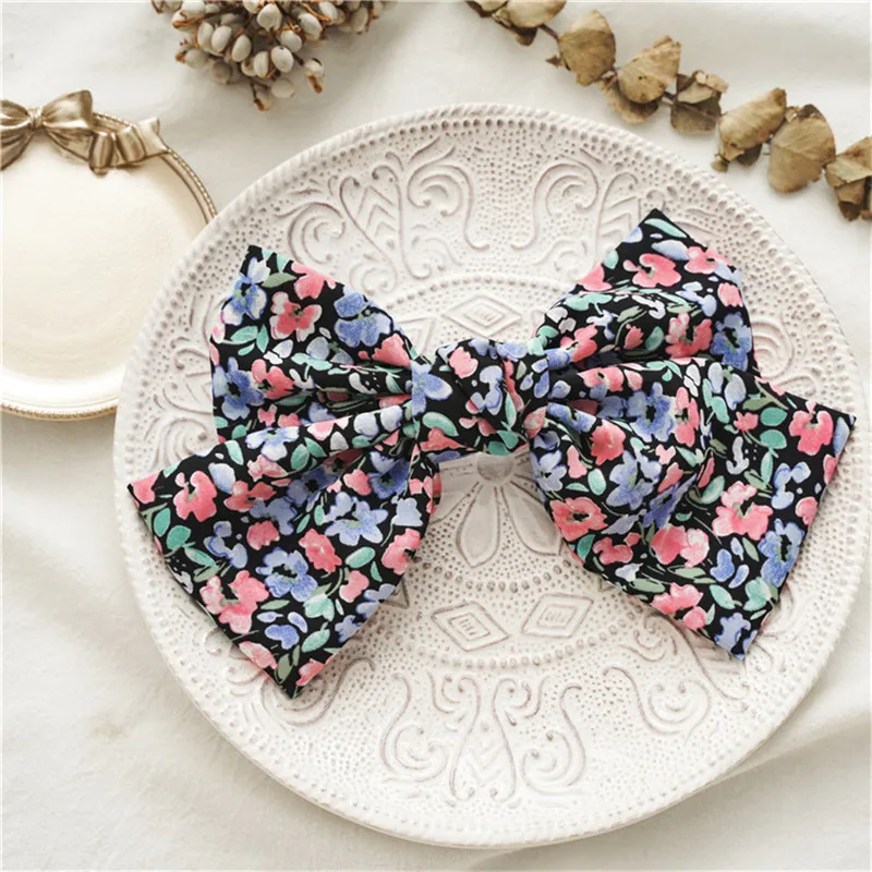

1Pcs Hand tie Hair Accessories Summer Prints Women Girls Knotbow Hair Clips Hair Bows Hairpins