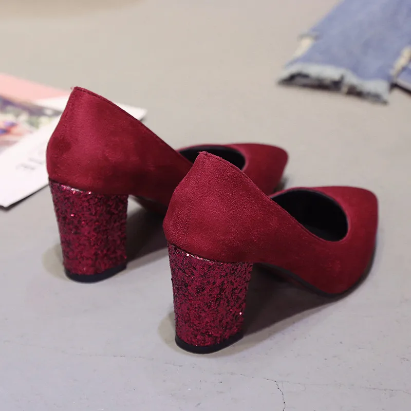 

2020 new women's single shoes red sequins pointed high heels Korean fashion shallow mouth sexy banquet wedding shoes