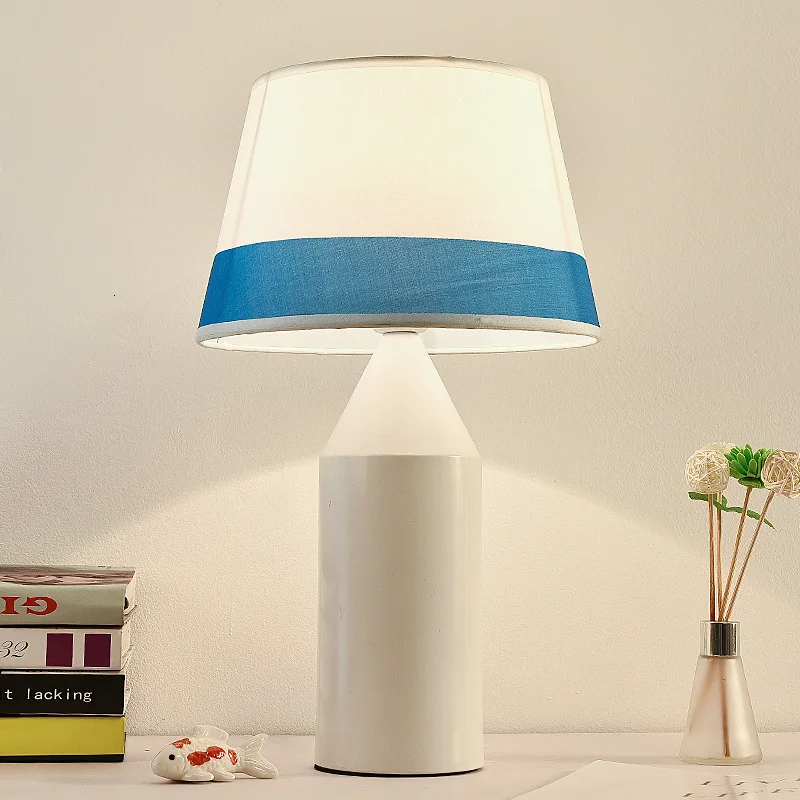 

Europe Bedroom Bedside Desk Lamp Personality Living Room Restaurant Study Hotel Guest Room Shop Arts Cloth Cover Desk Lamp