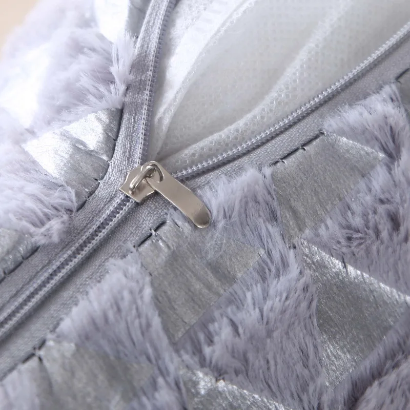 

1Pcs Soft Velvet Cushion Cover Decorative Pillow Cases Throw Pillowcase Solid Color Plush Home Decor Sofa Pillow Covers 43*43cm