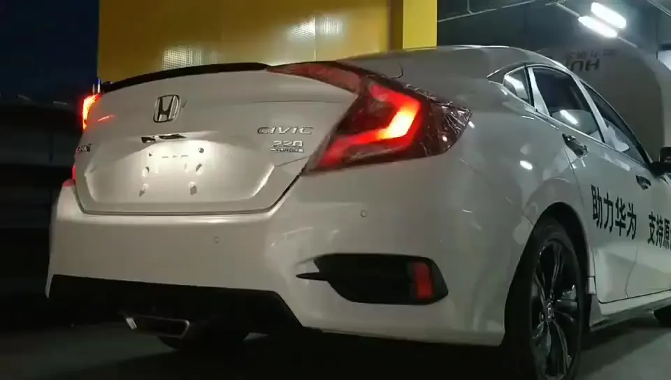 

Автомобильный светодиодный задний фонарь для Honda Civic задние светильник в сборе 2016-2019 заднего бампера светильник DRL + сигнала поворота светил...