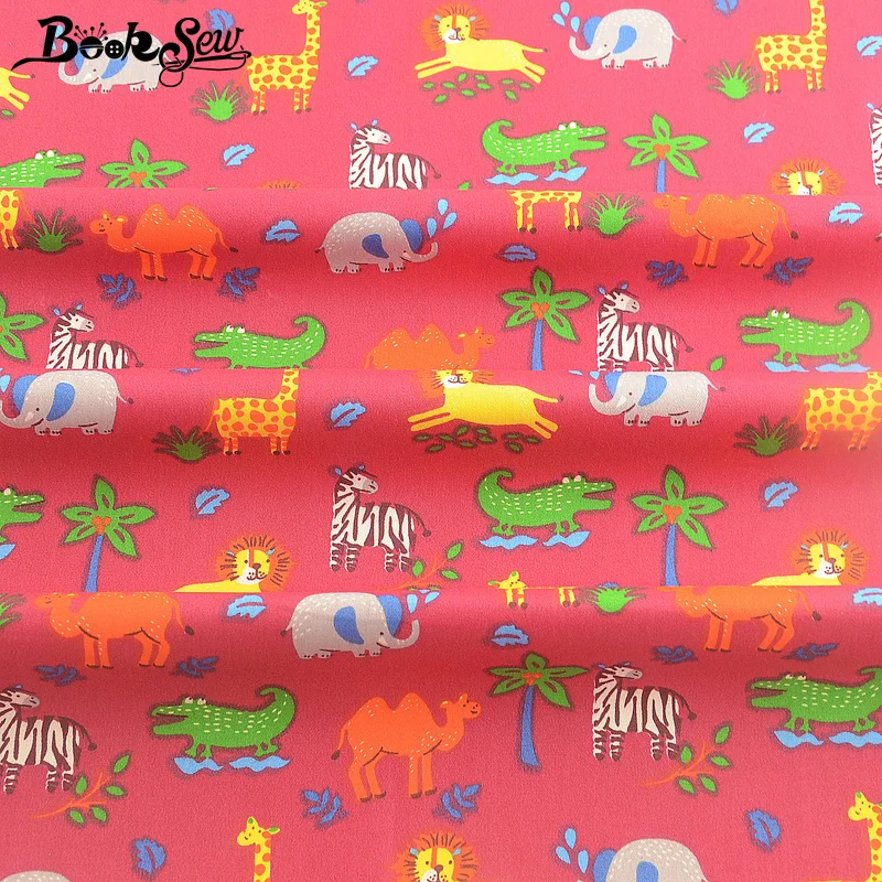 Тканевая ткань с розовым рисунком животных из мультфильма 100% хлопок саржевого