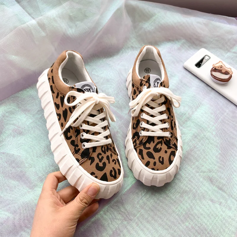 

All-match Women Shoes Leopard Printed Canvas Shoes Female Korean Sneakers Students Shoes 2021 Spring Summer Casual White shoes