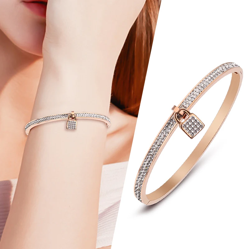 

Fashion personali Gold Rose Gold Pendants For Bracele Lock Zircon Cuff Bracele Female Stainless Steel Bracele Woman 2021 Jewelry